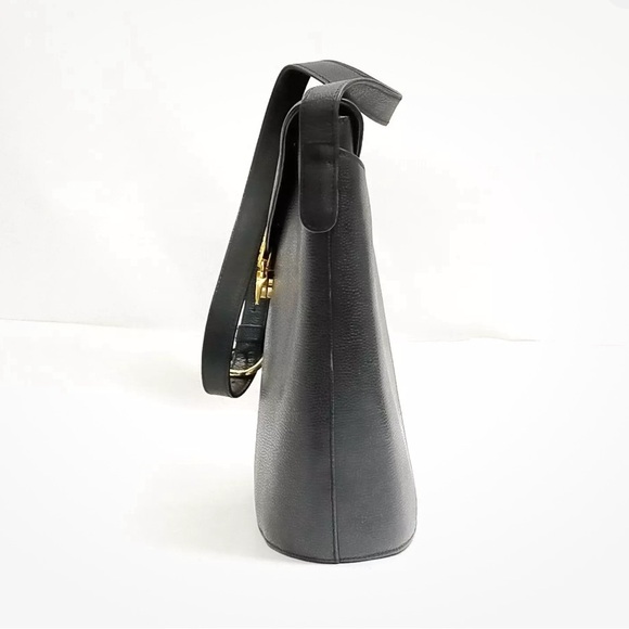 Authentic Givenchy Leather Bag - Preowned - Picture 4 of 10